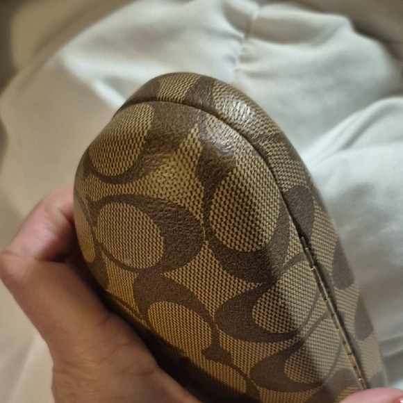 Coach Brown Sunglasses Case Damaged - Picture 7 of 9
